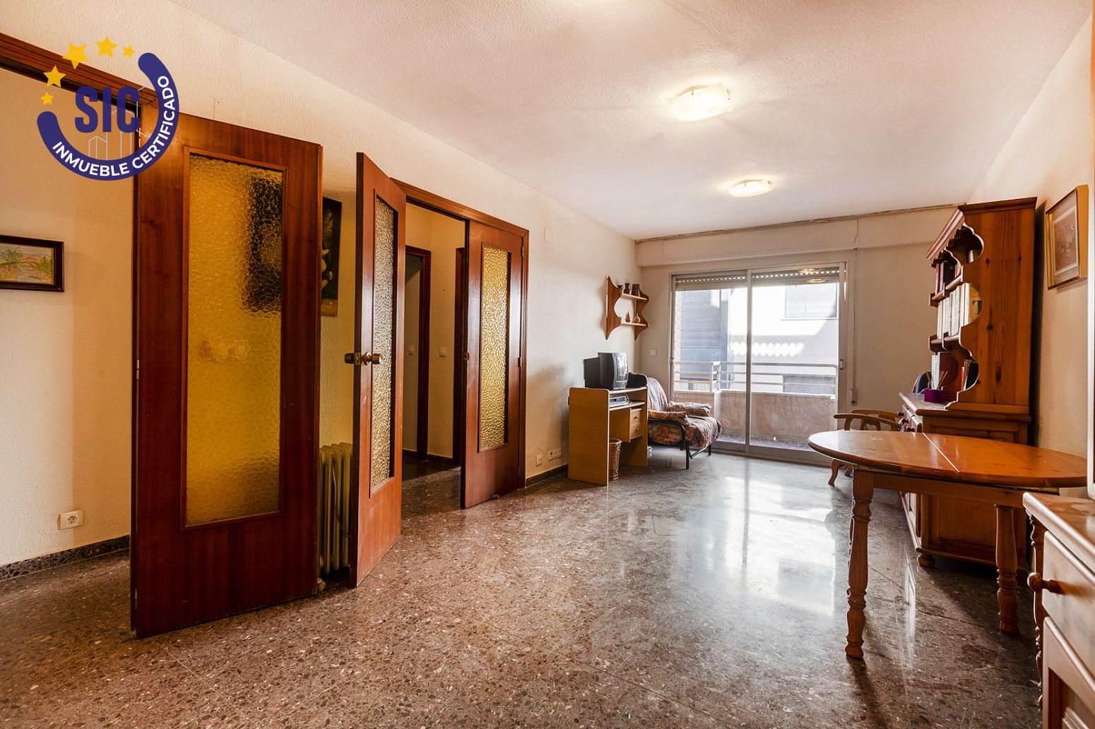 Pis en venda a Aiora, Camins al Grau