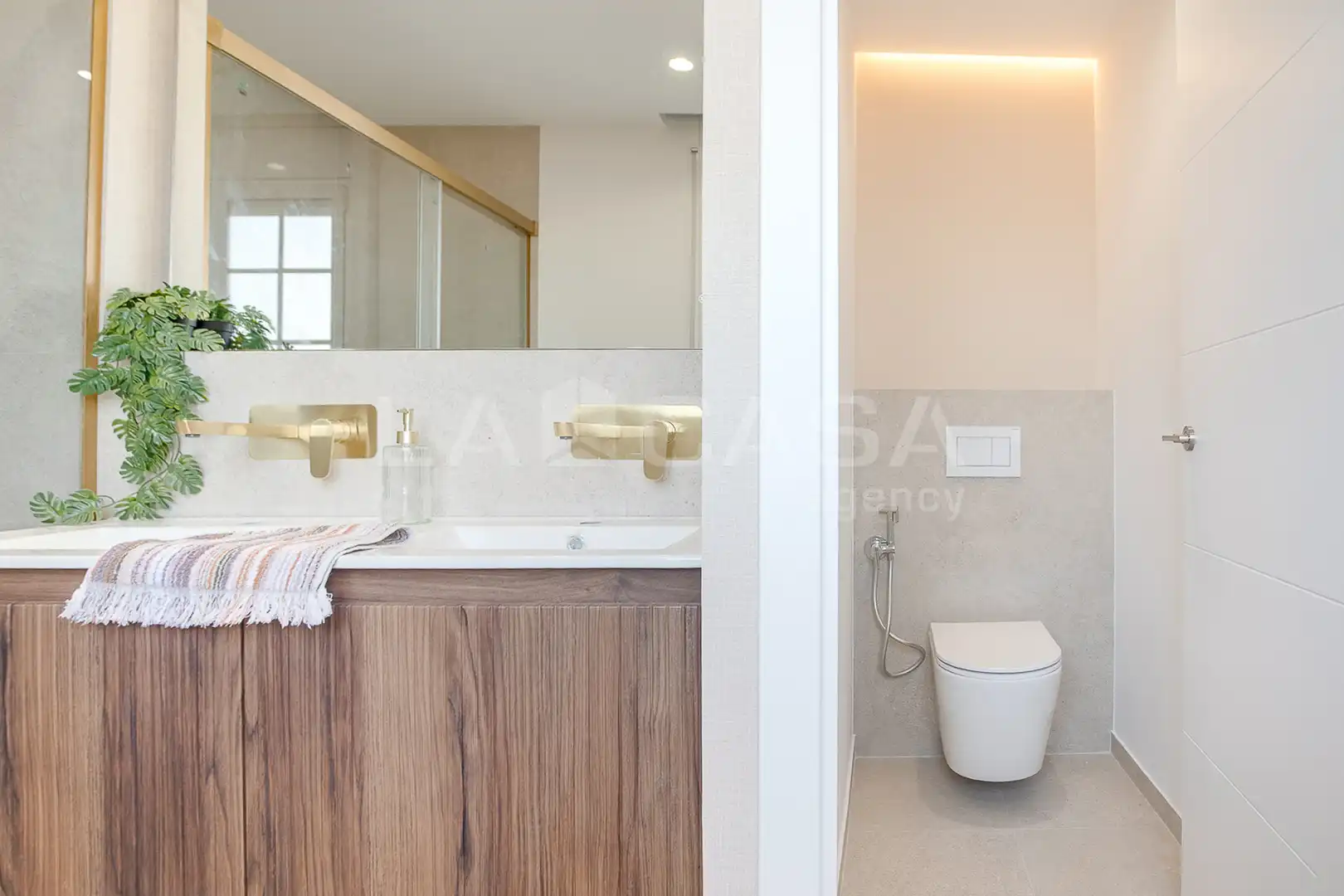 Baño de Ático en venta en Granollers con Calefacción y Terraza