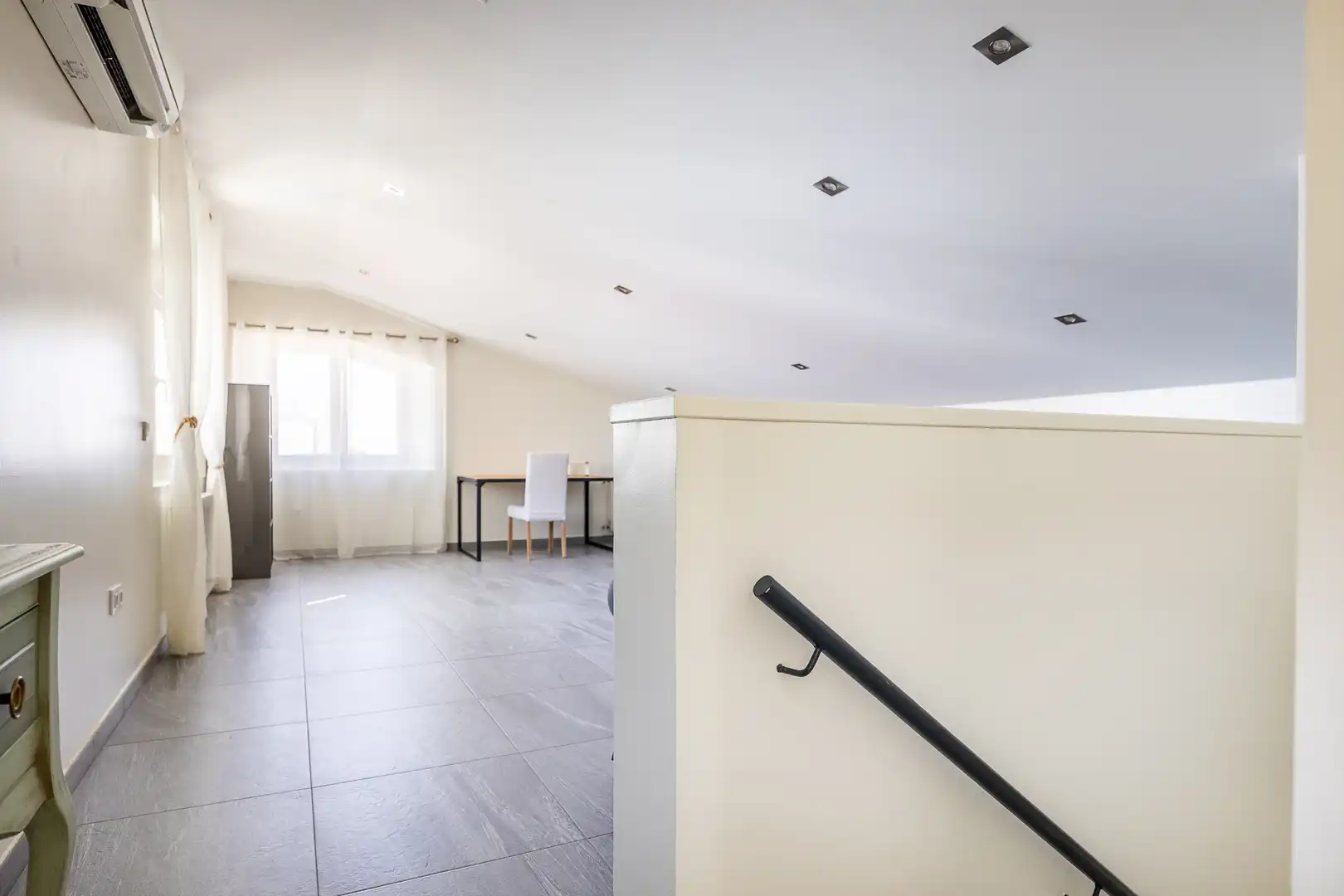 Houses for sale in Espartinas  with Air Conditioner, Heating and Swimming Pool