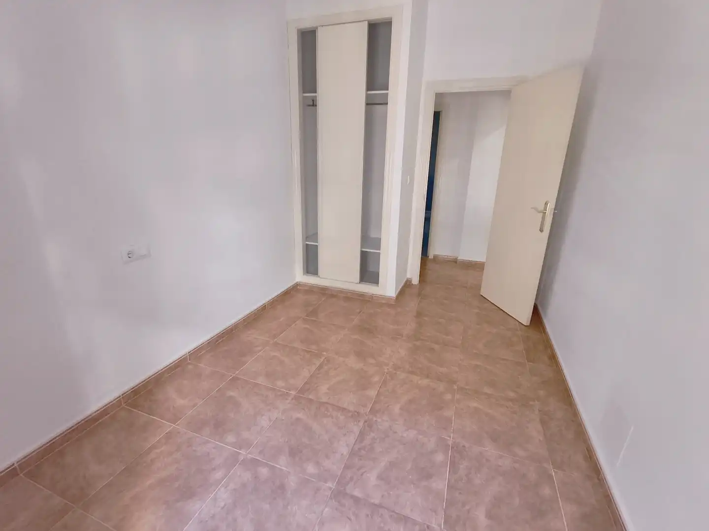 Habitación de Piso de alquiler en Alicante / Alacant con Calefacción