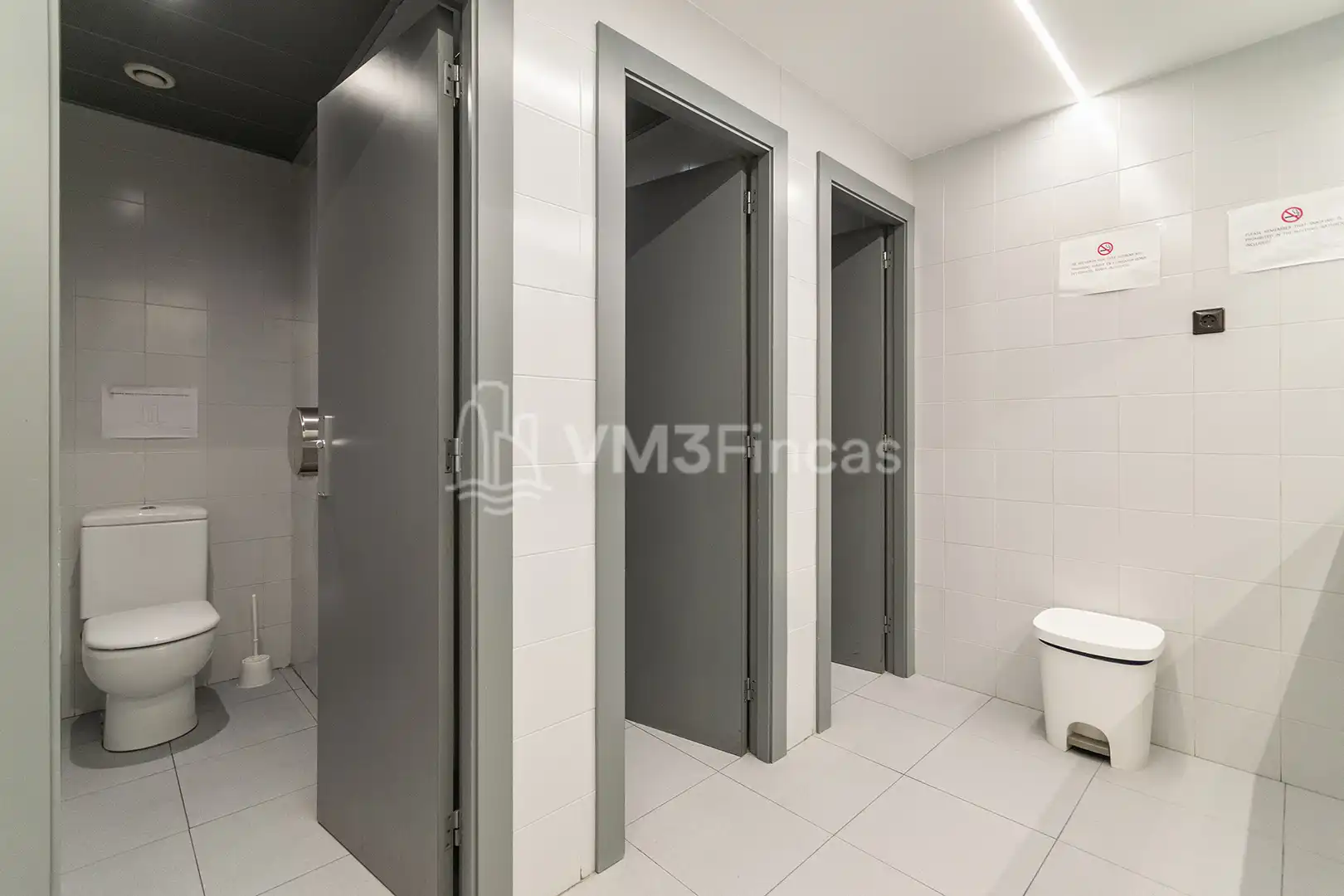 Badezimmer von Büro zur Miete in El Prat de Llobregat mit Klimaanlage, Heizung und Terrasse