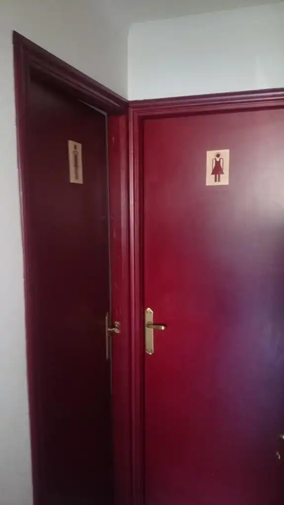 Bany de Local en venda en Burgos amb Moblat