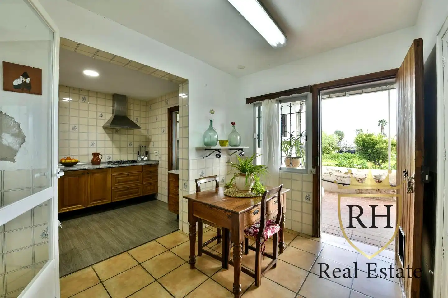Cuina de Finca rústica en venda en  Palma de Mallorca amb Aire condicionat, Calefacció i Jardí privat