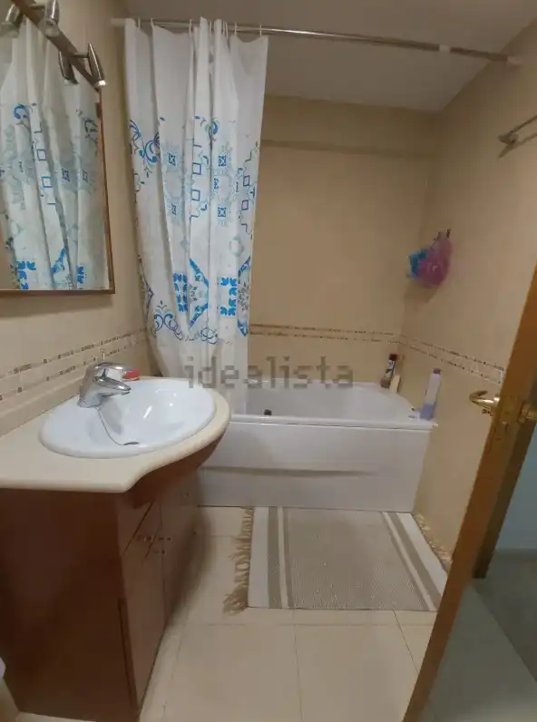 Baño de Piso en venta en Catarroja con Aire acondicionado y Terraza