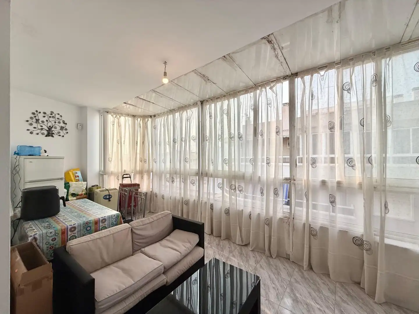 Sala d'estar de Àtic de lloguer en Torrevieja amb Aire condicionat, Calefacció i Moblat