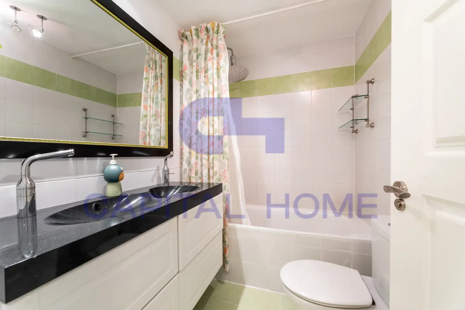Bathroom of Duplexes for sale in Navalcarnero  with Air Conditioner, Heating and Furnished
