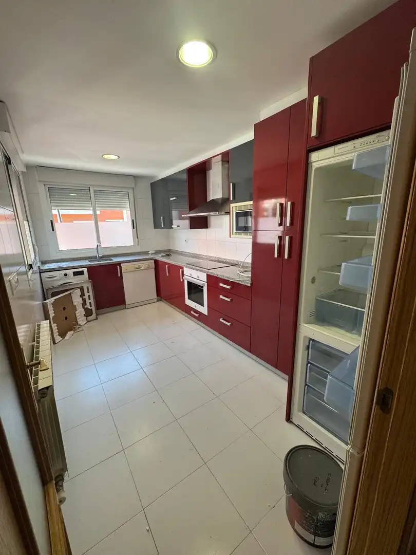Cocina de Casa adosada en venta en Arroyo de la Encomienda con Calefacción, Terraza y Trastero