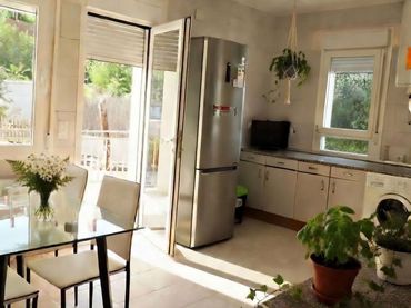 House with balcony for sale in Méntrida