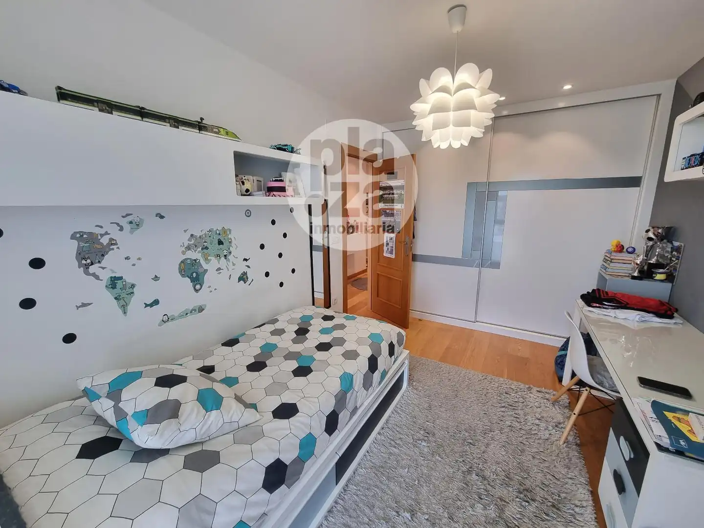 Habitación de Piso en venta en Burgos con Calefacción, Terraza y Trastero