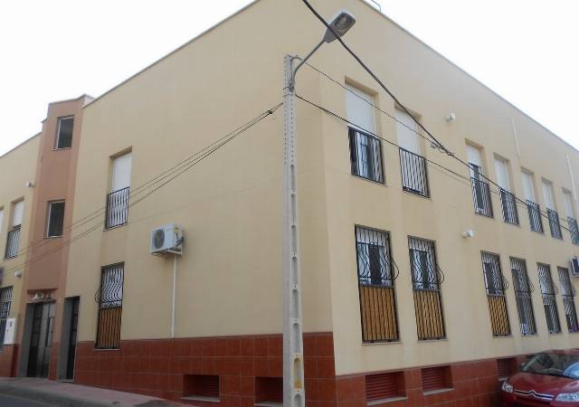 Garaje en Venta en Alhama de Almería