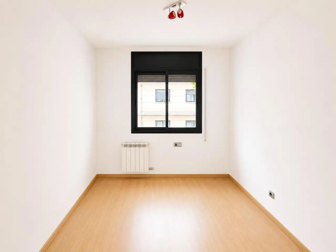 Bedroom of Flat for sale in El Masnou