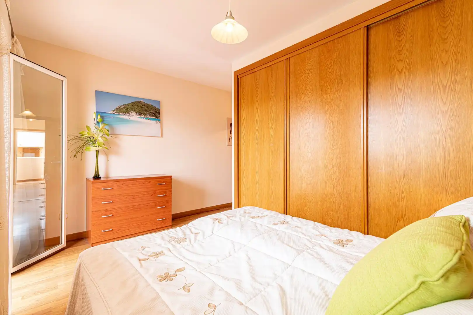 Habitación de Piso de alquiler en Arona con Terraza, Amueblado y Piscina comunitaria