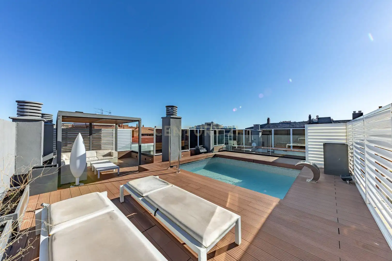 Swimming pool of Apartments for rent in Barcelona  with Air Conditioner, Swimming Pool and Oven