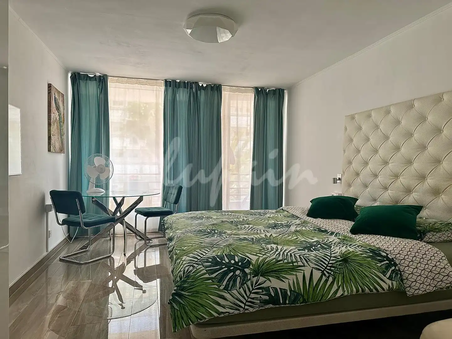 Habitación de Apartamento en venta en Arona