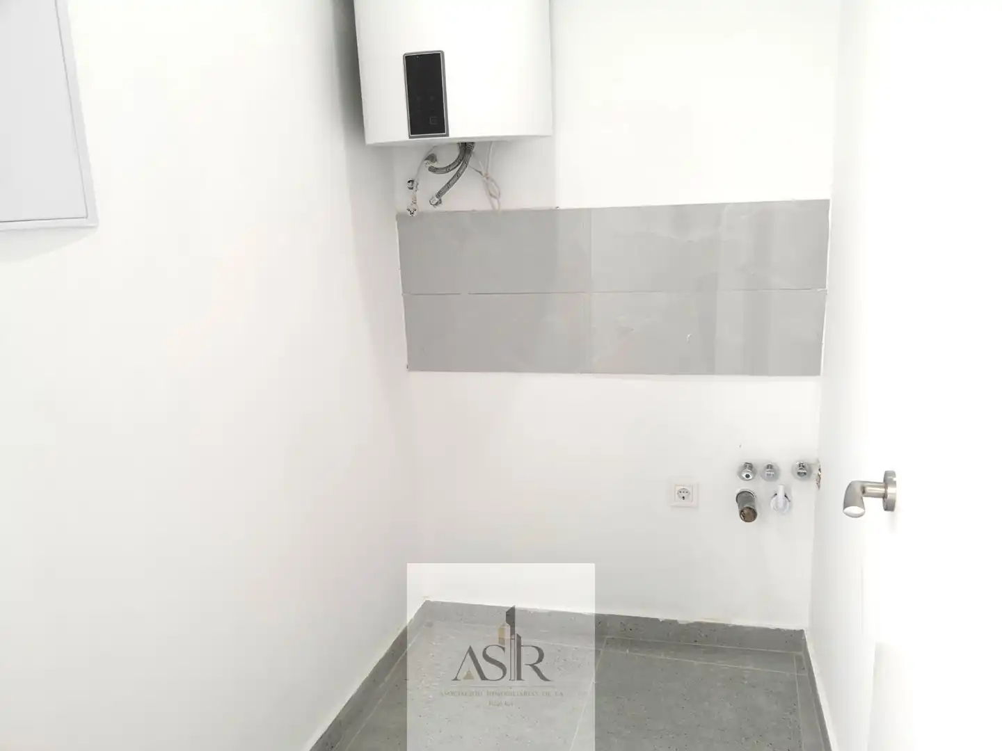 Baño de Piso en venta en Carcaixent