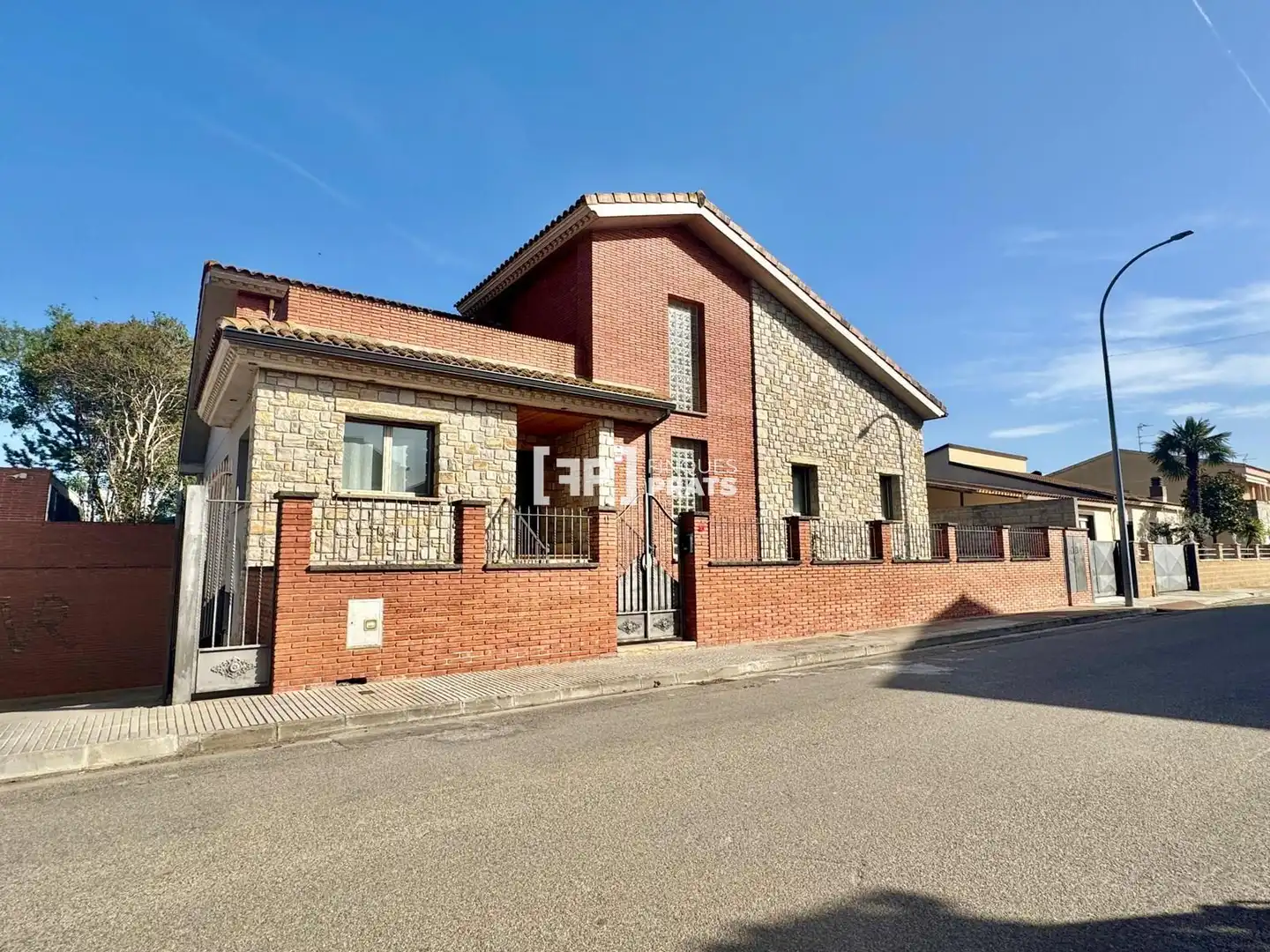 Vista exterior de Casa o chalet en venta en El Palau d'Anglesola con Aire acondicionado, Calefacción y Terraza