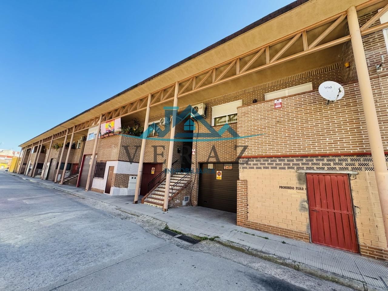 Exterior view of Single-family semi-detached for sale in Talavera de la Reina  with Air Conditioner, Heating and Terrace