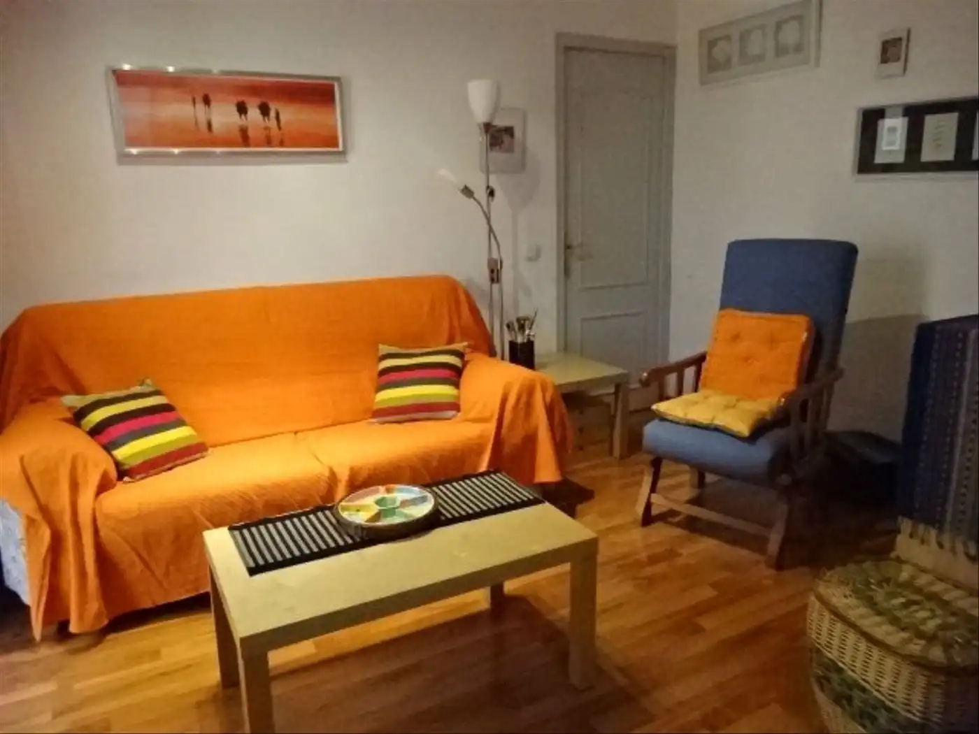 Sala de estar de Apartamento de alquiler en Barcelona con Aire acondicionado, Calefacción y Amueblado