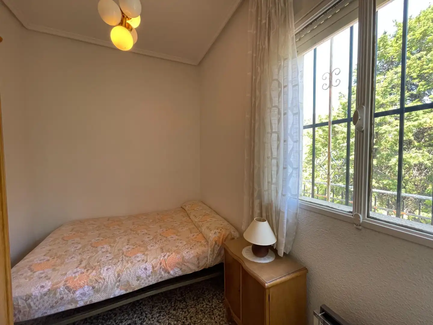 Habitación de Casa o chalet en venta en Chera con Terraza y Balcón
