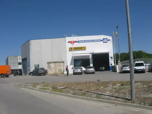 Industrial building for sale in Cm del Jau