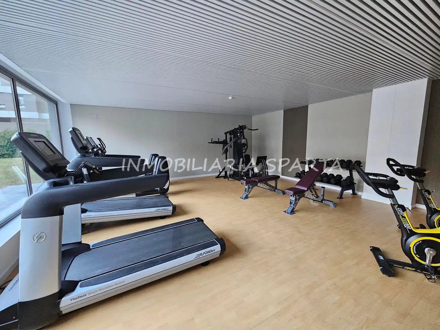 Flat for rent in Tomares  with Air Conditioner, Heating and Terrace