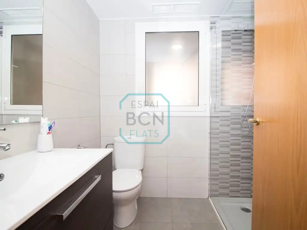 Badezimmer von Maisonette zum Verkauf in Barcelona