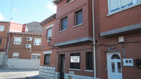 Photo 3 of Single-family semi-detached for sale in Calle de la Fuente, Cenicientos, Madrid