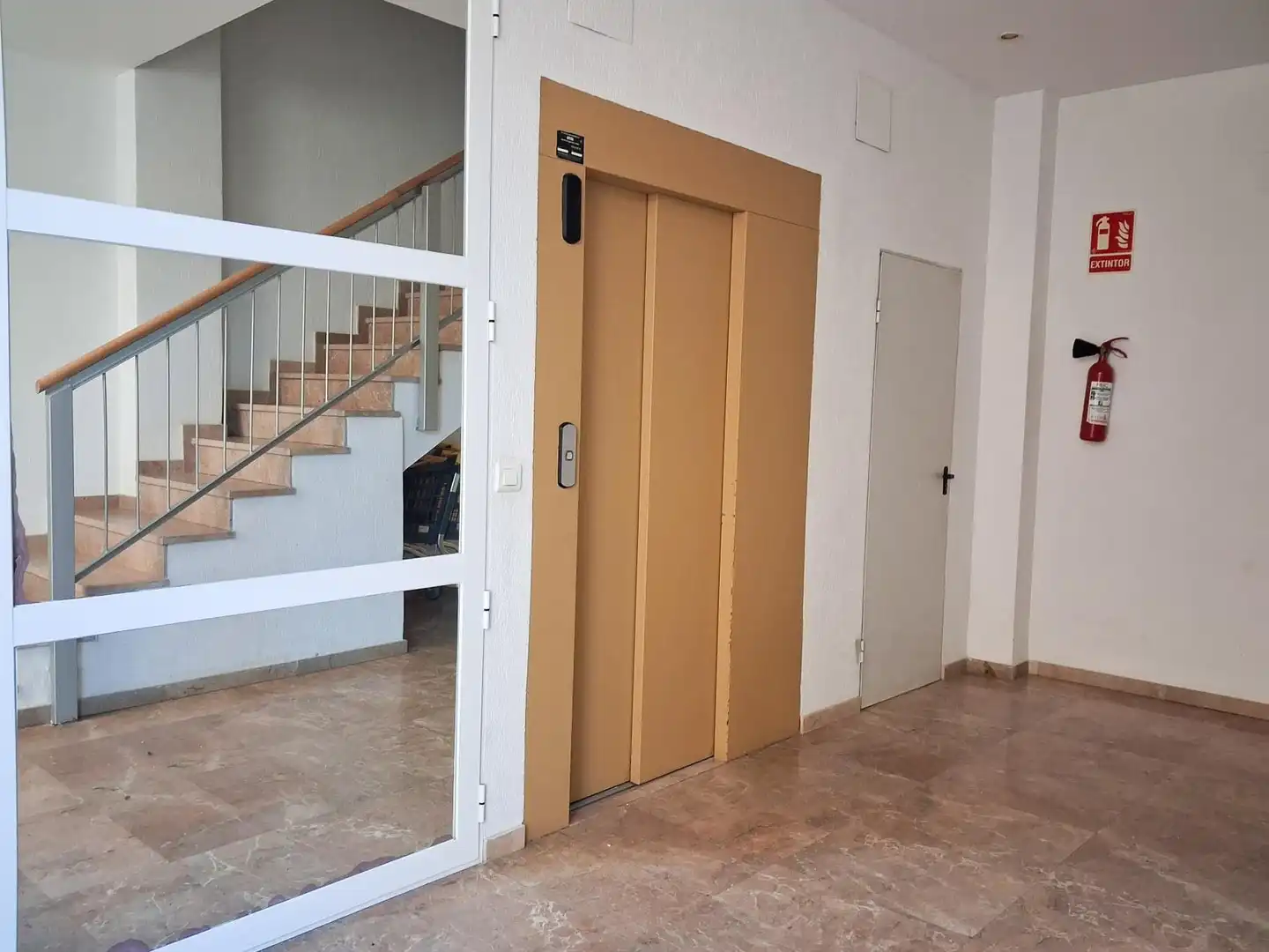 Àtic en venda en Guardamar de la Safor amb Aire condicionat, Jardí privat i Terrassa