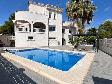 Maison avec piscine à vendre à Gargasindi - Garduix - Colina del Sol