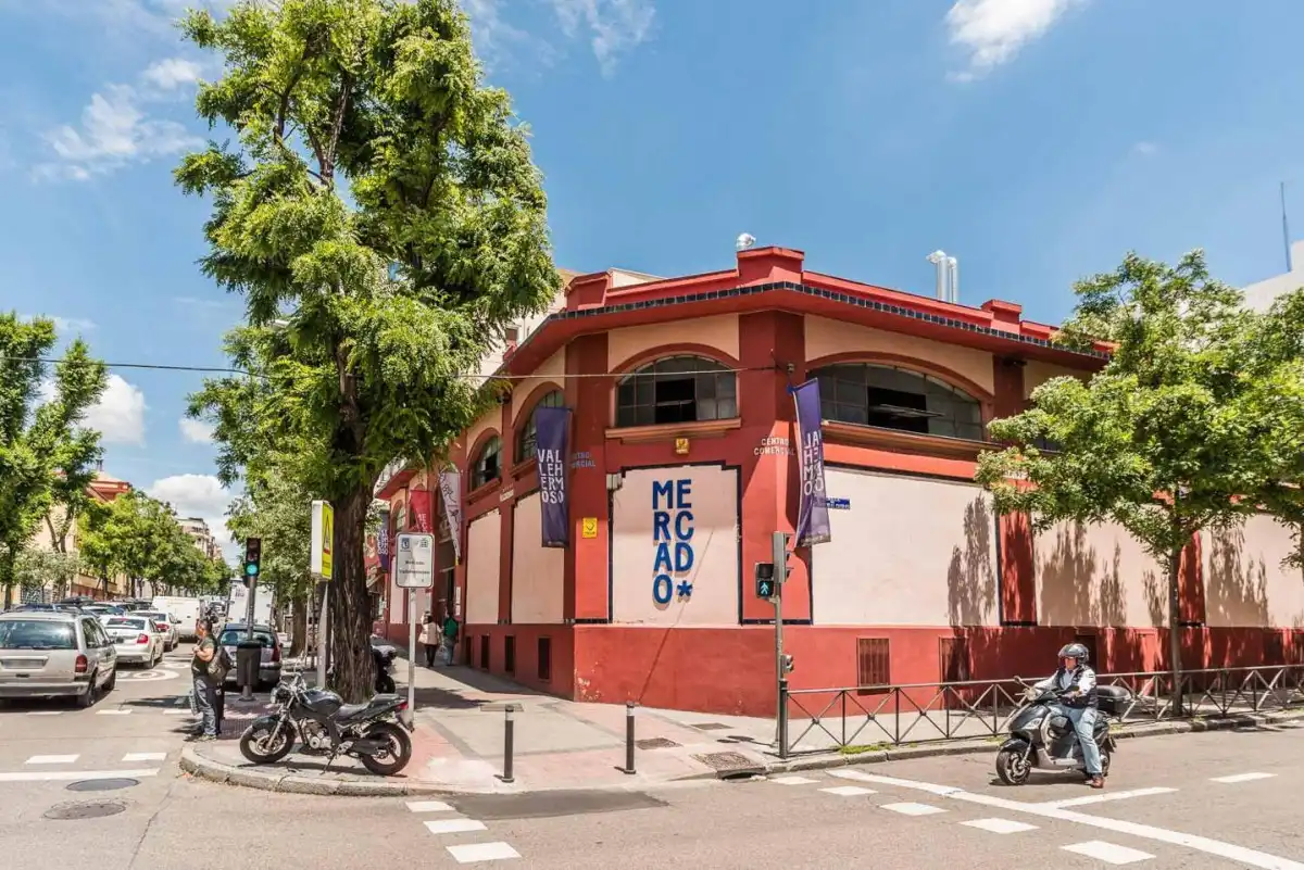 Exterior view of Flat for rent in Chamberí