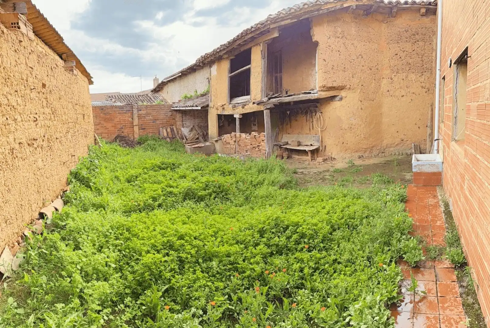 Country homes for sale in Santas Martas