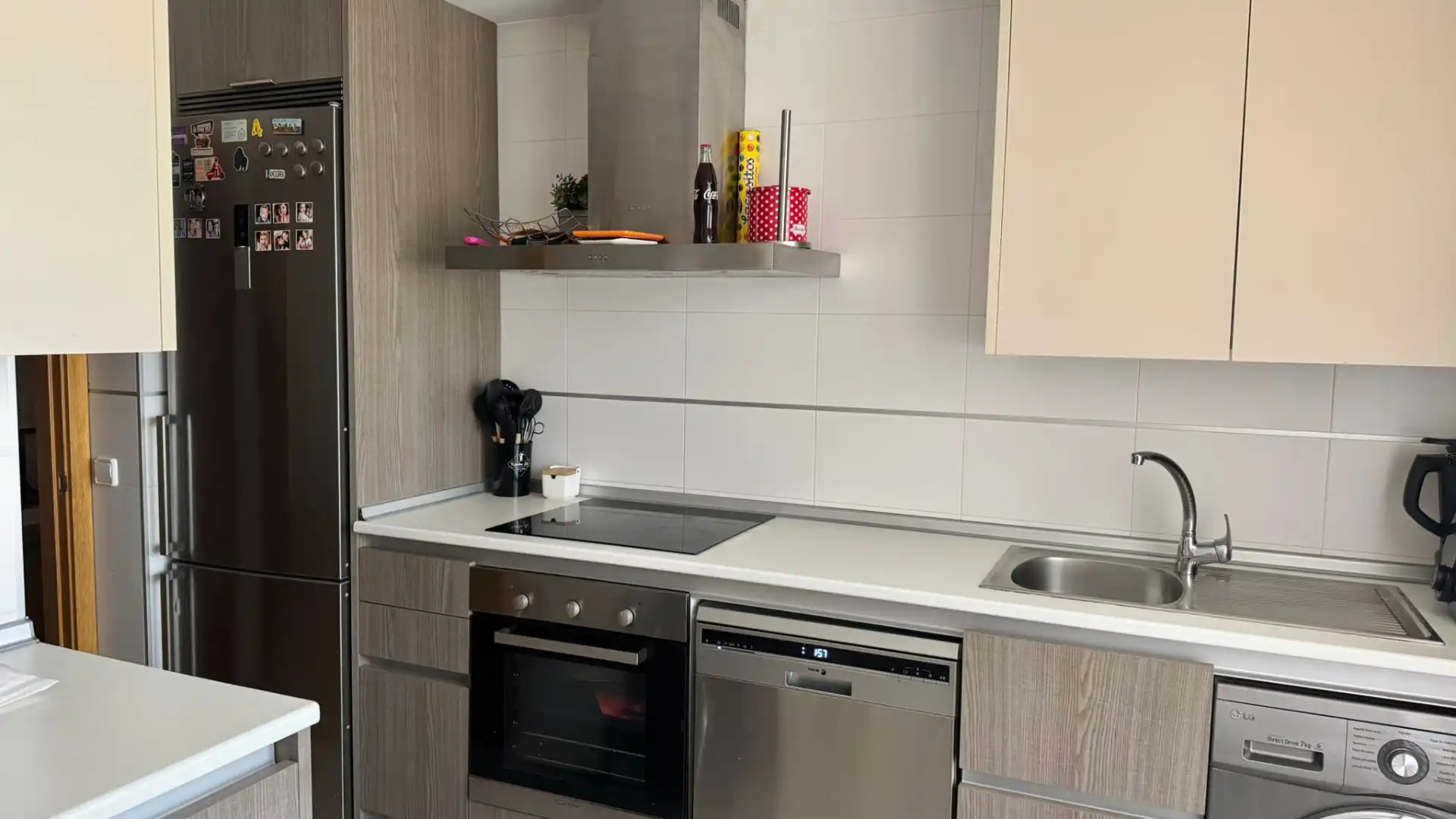 Kitchen of Flat for sale in Tres Cantos  with Heating, Parquet flooring and Terrace