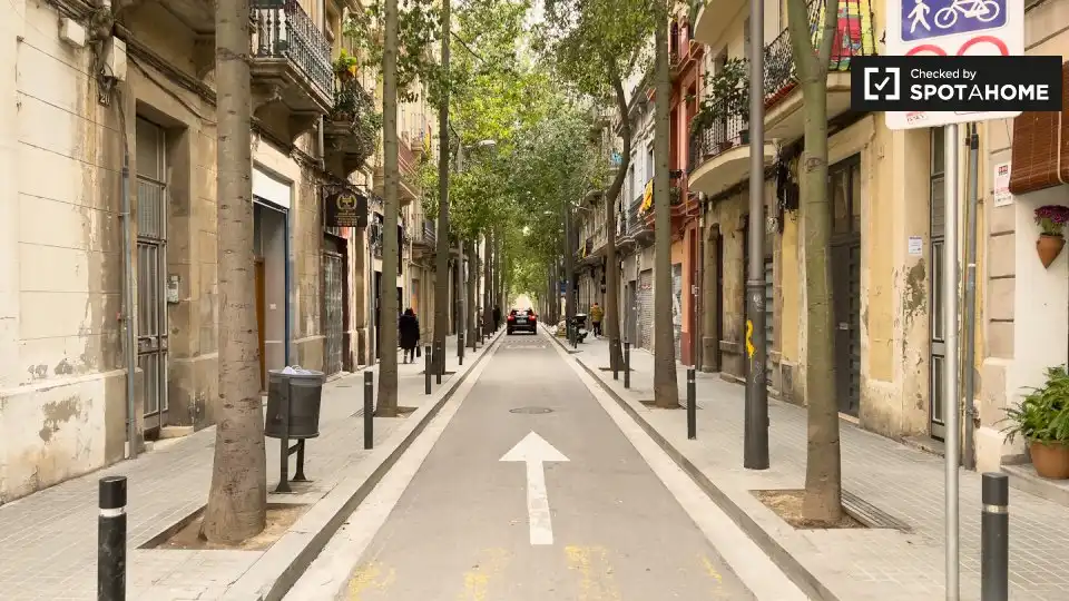 Außenansicht von Wohnung zur Miete in Barcelona mit Klimaanlage, Heizung und Möbliert