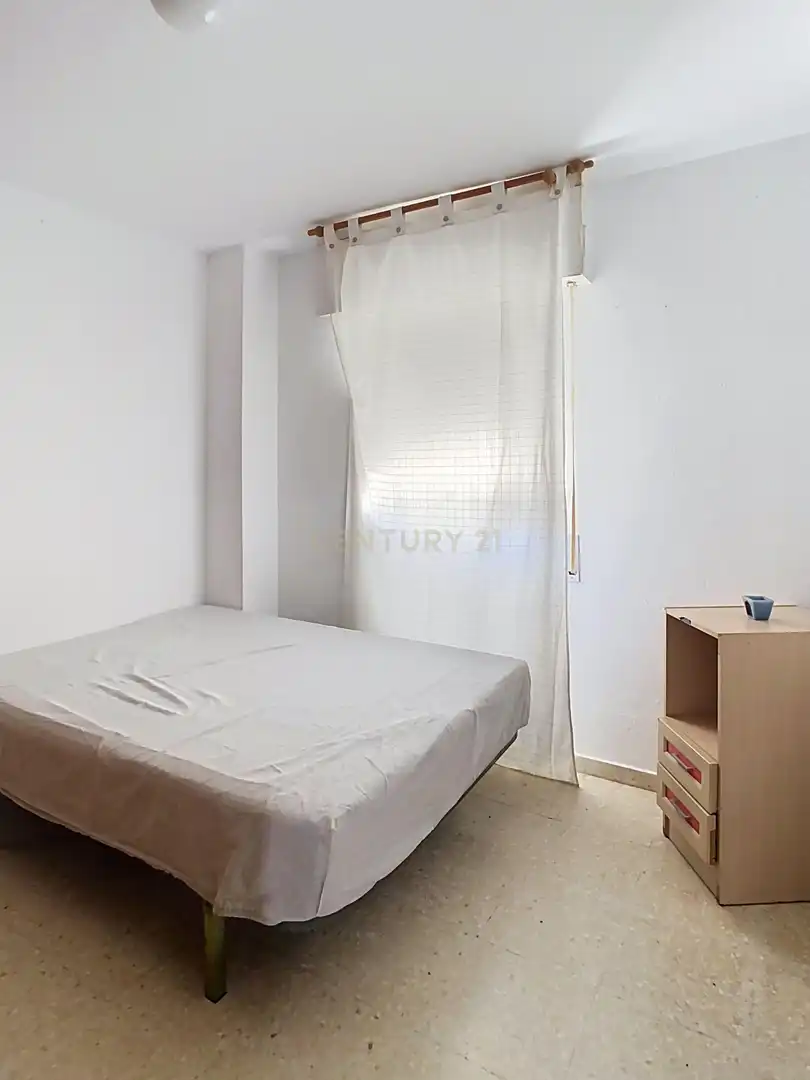Habitación de Piso en venta en Benalmádena con Horno y Balcón