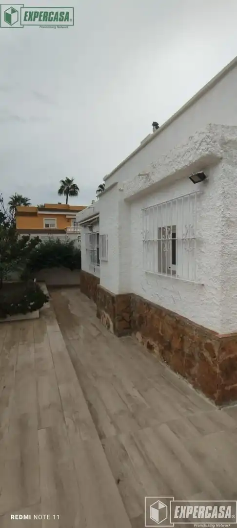 Jardín de Casa o chalet de alquiler en Riba-roja de Túria con Aire acondicionado, Terraza y Trastero