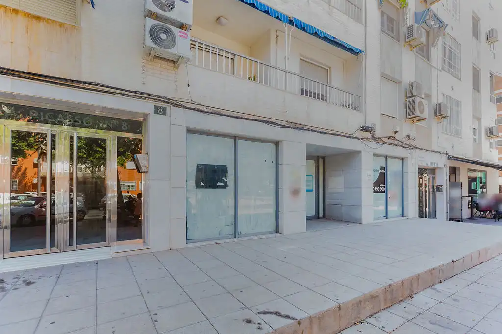 Außenansicht von Geschaftsraum zur Miete in Almería