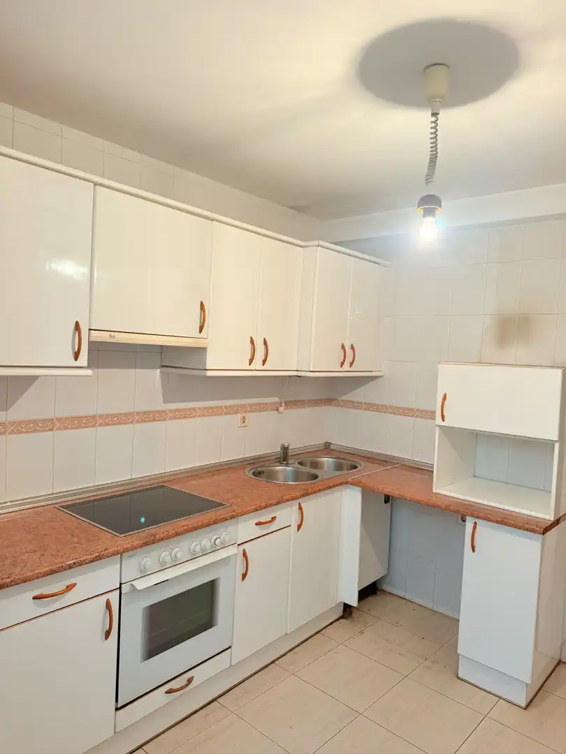 Piso con terraza en venta en Ibaiondo, imagen 12