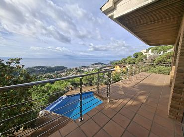 Chalet con piscina en venta en Roca Grossa