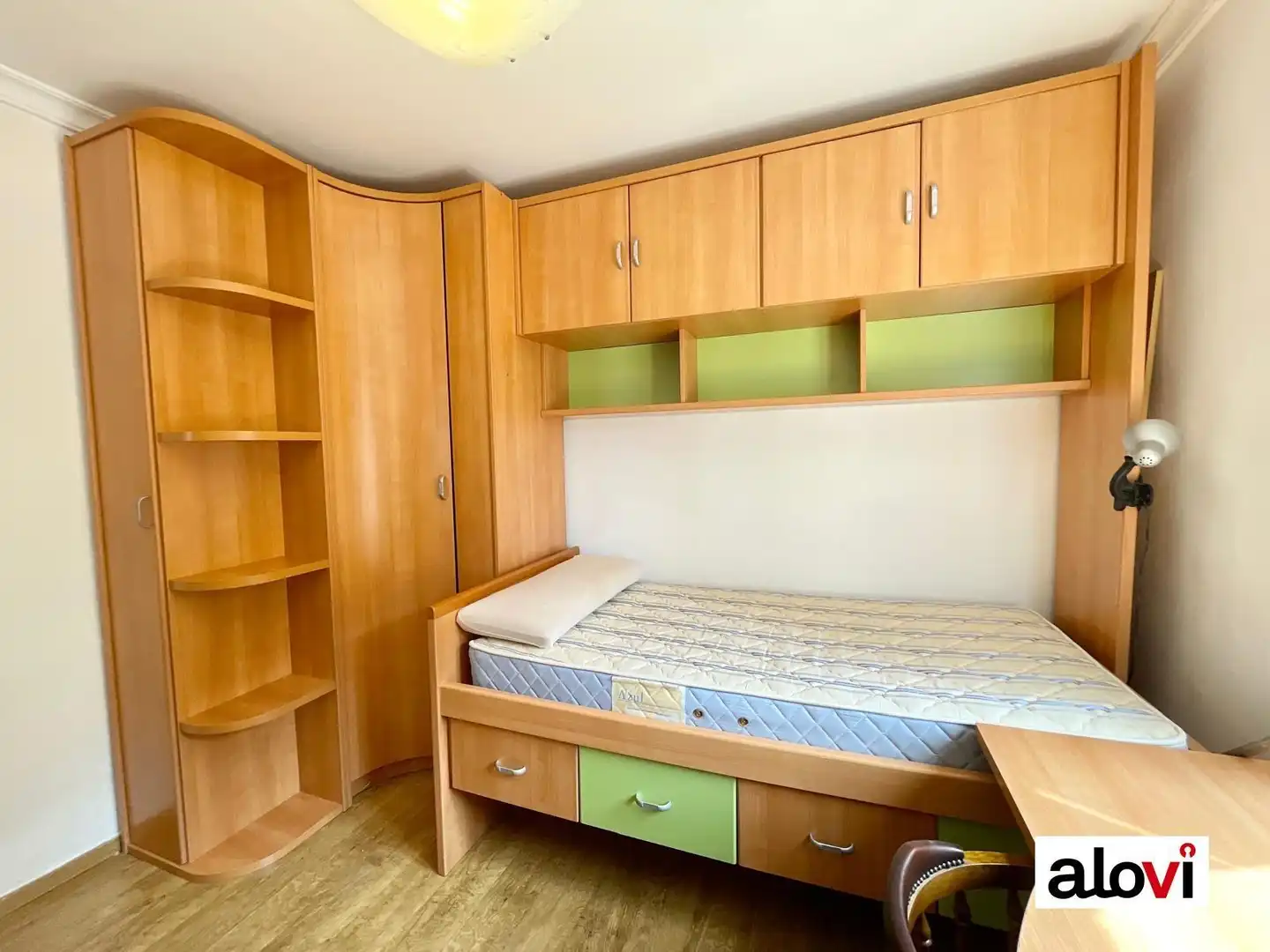 Schlafzimmer von Wohnung zur untervermieten in Granada mit Möbliert und Balkon