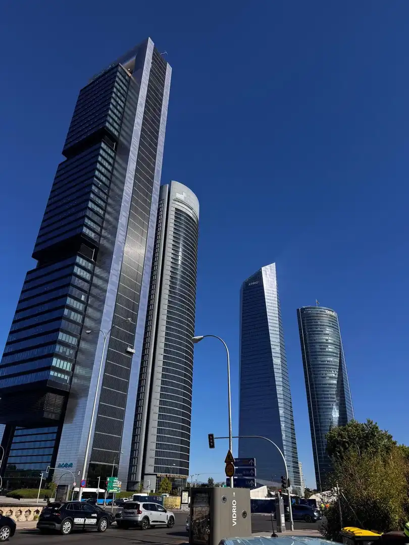 Exterior view of Flat for sale in Madrid  with Air Conditioner and Heating