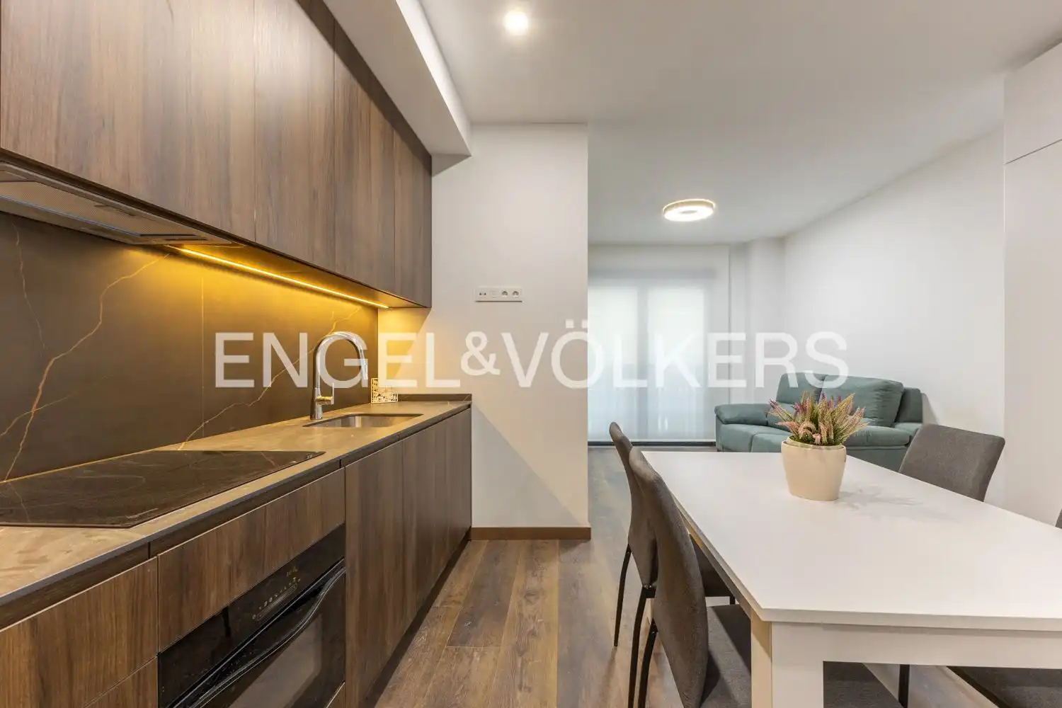 Küche von Wohnung zur Miete in Ciutat Vella 