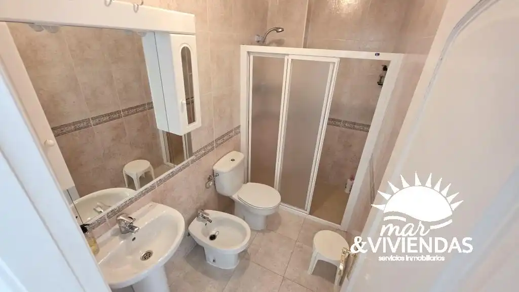 Baño de Casa adosada en venta en Mojácar con Aire acondicionado, Calefacción y Jardín privado
