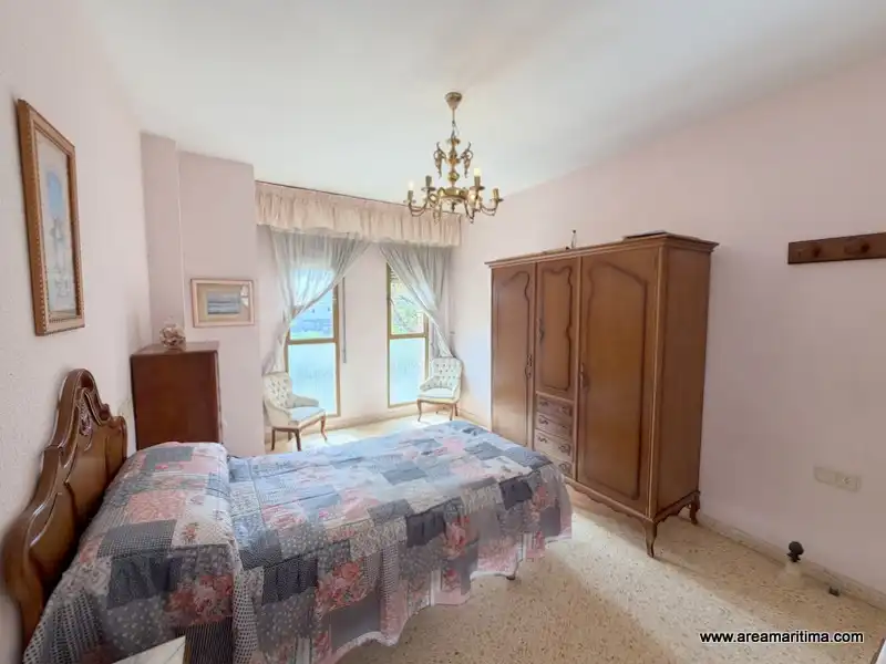 Habitación de Piso en venta en Valencia con Aire acondicionado, Calefacción y Horno