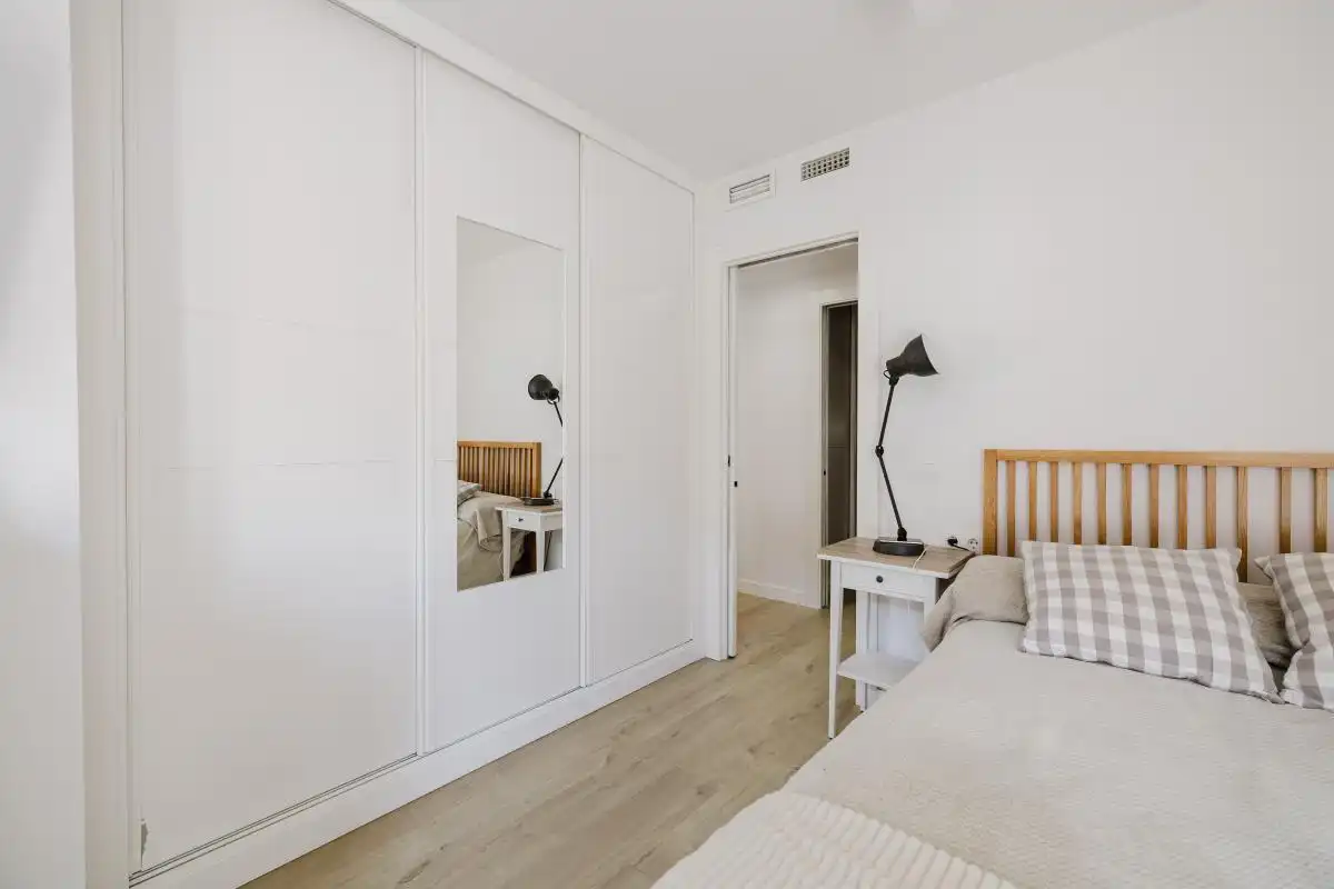 Bedroom of Flat for sale in Málaga  with Air Conditioner, Heating and Terrace