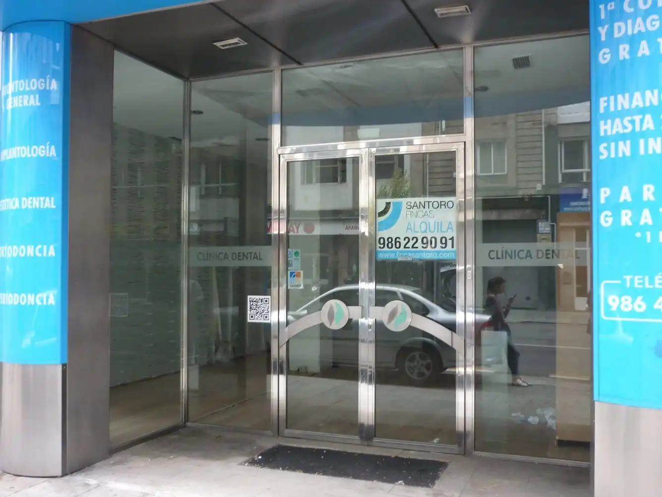 Local comercial de lloguer a Rúa de Pizarro 93