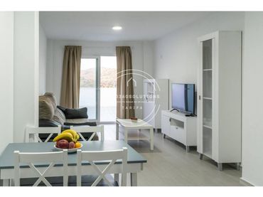Apartment mit Pool zur Miete in Calle El Olivar