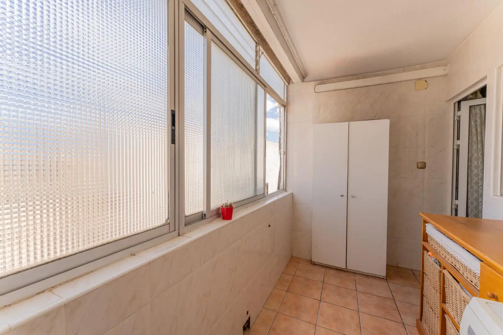 Balcony of Flat for sale in Elche / Elx  with Air Conditioner, Furnished and Balcony