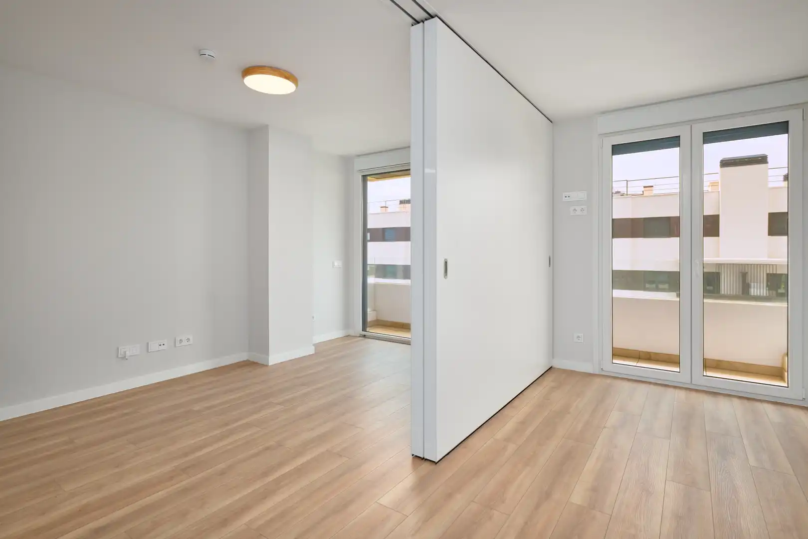 Schlafzimmer von Wohnung zur Miete in Madrid mit Klimaanlage, Terrasse und Abstellraum