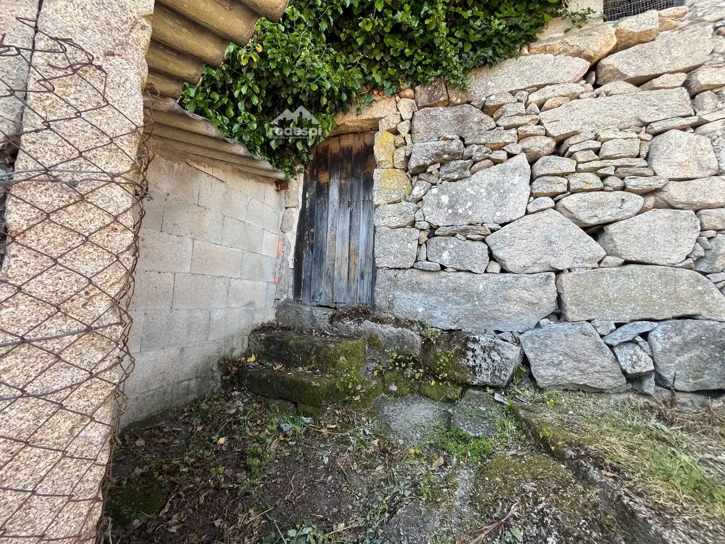 Houses for sale in Melón  with Storage room and Furnished