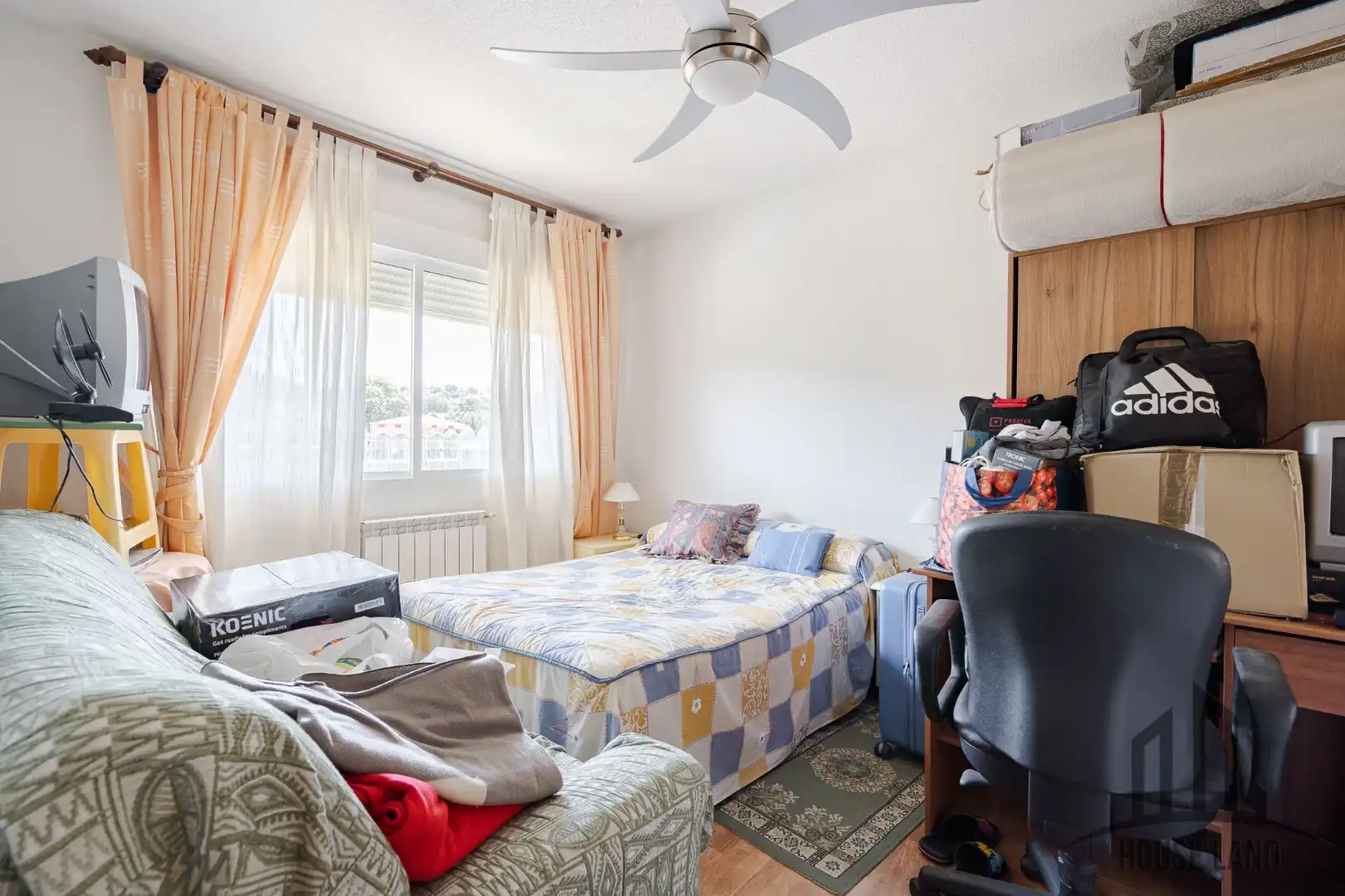 Habitación de Casa o chalet en venta en El Casar con Calefacción y Jardín privado